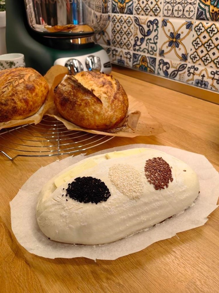 Kruh s tri vrste sjemenki